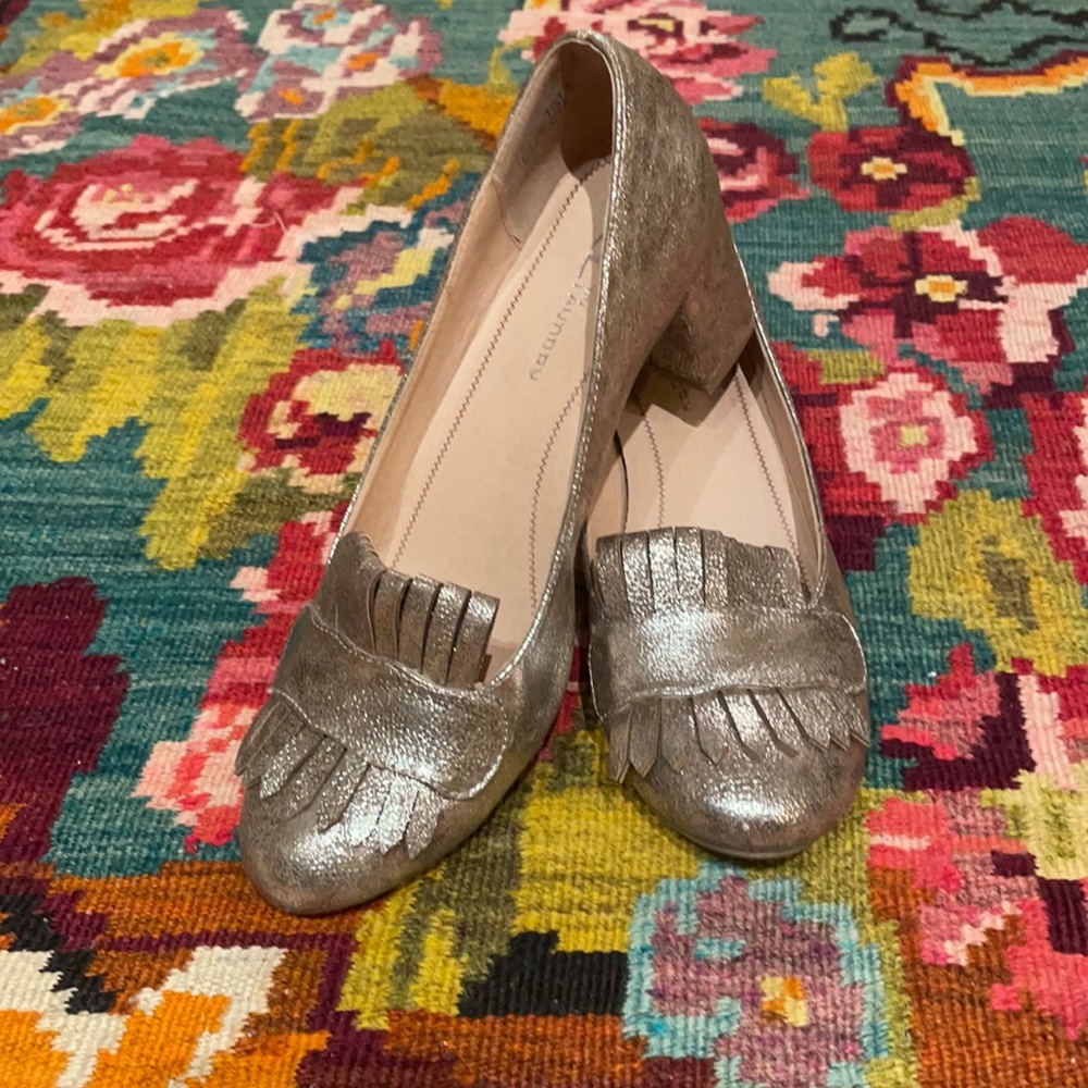 Chinese Laundry Stacked Heel